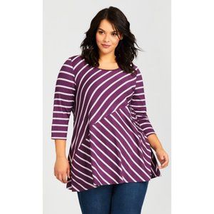 NWT Avenue Honeysuckle Tunic - plum